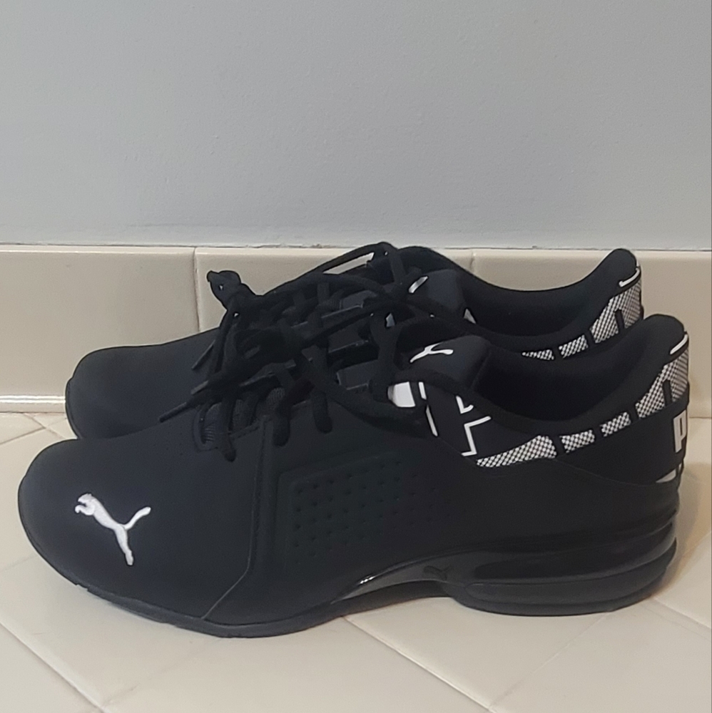 New Puma Viz Runner Repeat Men's Size 10.5